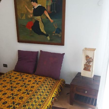 Hotel Camera silenziosa con bagno privato in centro città à Palerme Extérieur photo