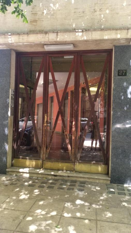Hotel Camera silenziosa con bagno privato in centro città à Palerme Extérieur photo